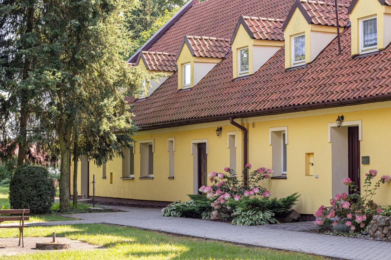 Osrodek Szkoleniowo - Noclegowy Chojnik Sosnie ภายนอก รูปภาพ