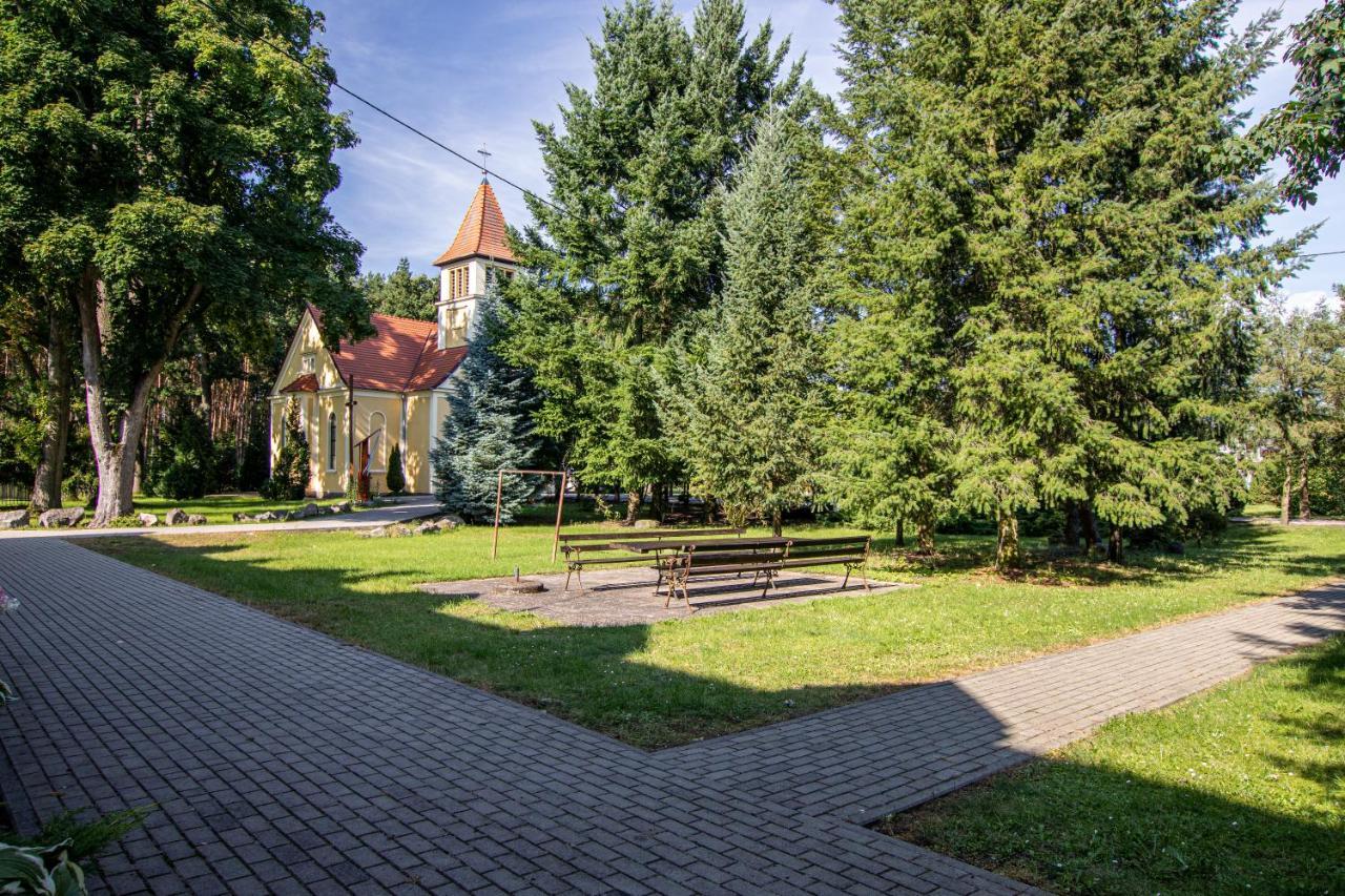 Osrodek Szkoleniowo - Noclegowy Chojnik Sosnie ภายนอก รูปภาพ